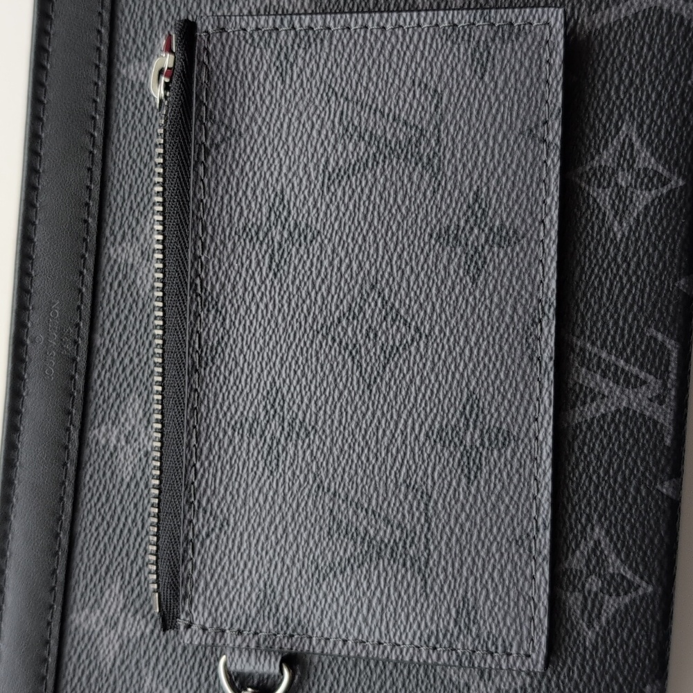 Louis Vuitton Black Monogram Gaston - Picture 6 of 11